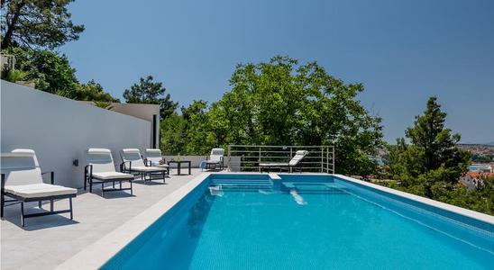 水處理設(shè)備,別墅泳池設(shè)備