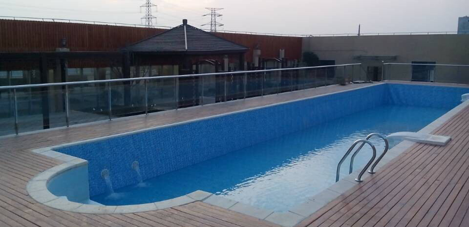 泳池水處理設(shè)備，游泳池設(shè)備,泳池一體化設(shè)備