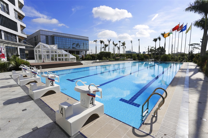 跳水運動,跳水池